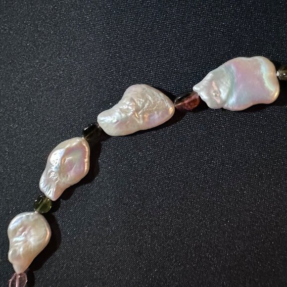 Baroque Pearls Strung Among Termaline Stones Womens Necklace Elegant Timeless - Picture 2 of 5
